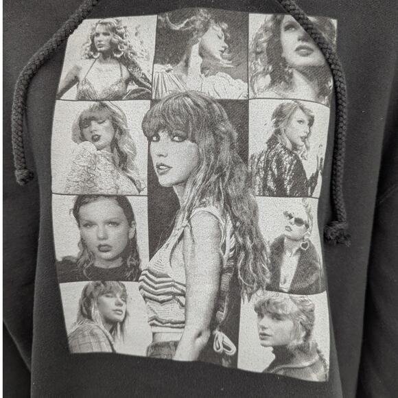 Taylor Swift The Eras Tour Black Hoodie Size L Graphic Sweatshirt Concert Tour - Picture 2 of 8